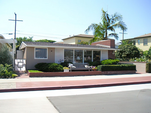 Balboa Boulevard, Balboa Peninsula, Newport Beach, California