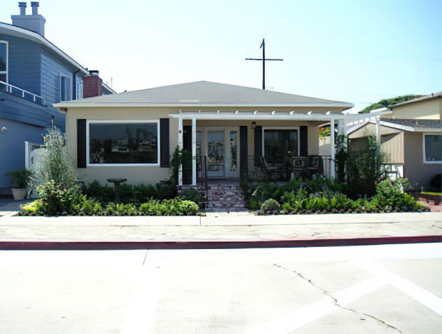 Balboa Blvd, Balboa Peninsula, Newport Beach, California