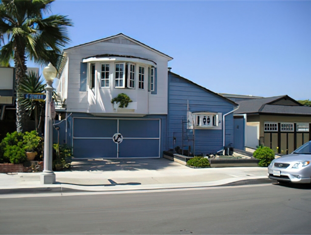 Balboa Boulevard, Balboa Peninsula, Newport Beach, California - G Street